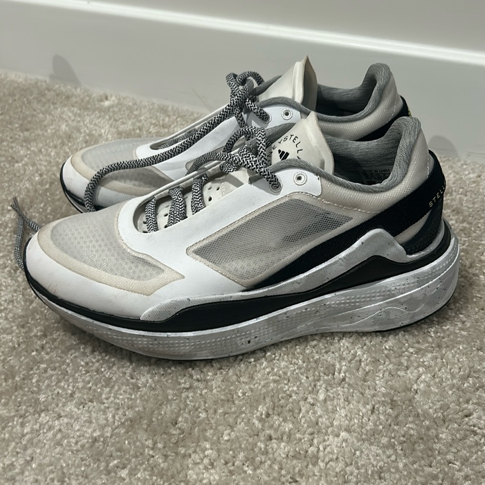 Women’s Adidas Stella McCartney Sneakers size 8